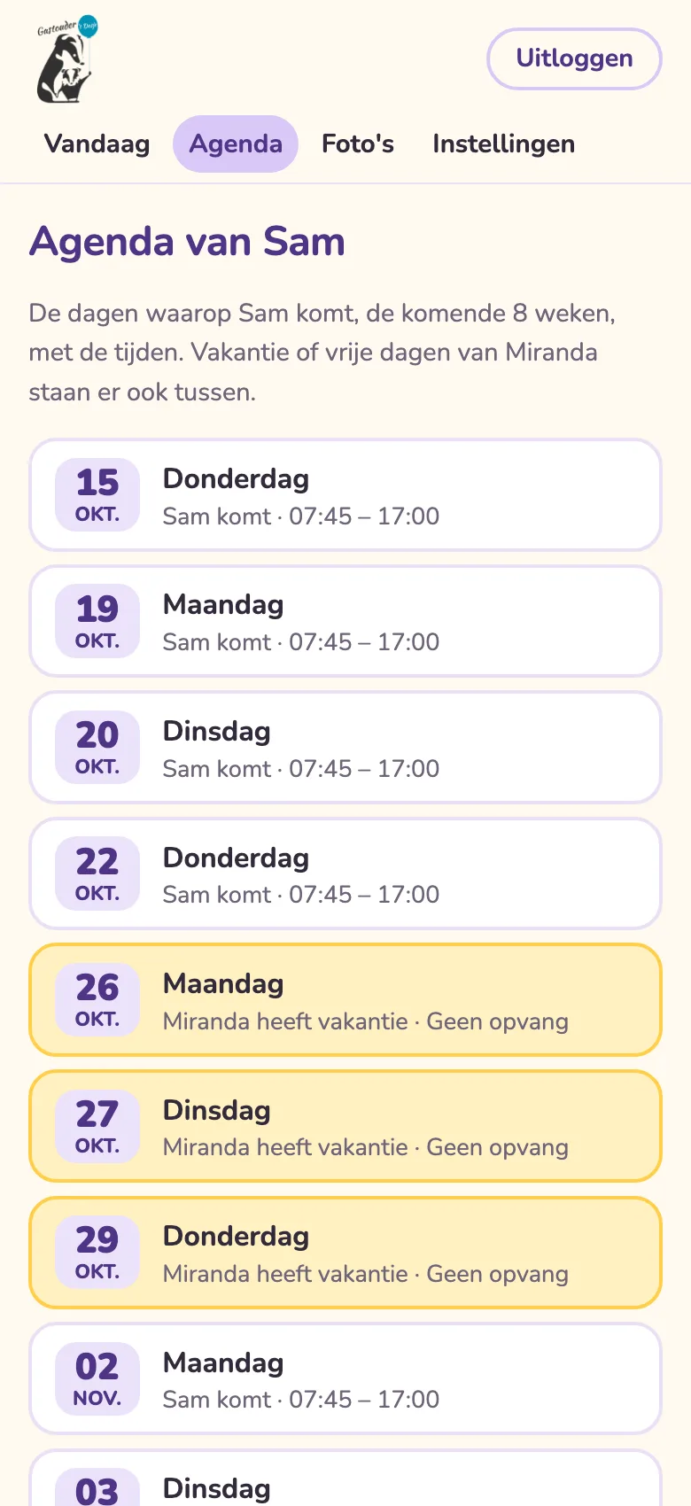 De agenda in de overdrachtsapp met opvangdagen en vakantie van de gastouder